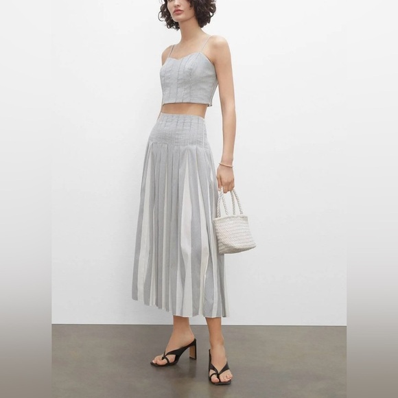 Club Monaco White and Navy Striped, A-Line, Pleated Maxi Skirt, EUC, Size 00 - Picture 1 of 15